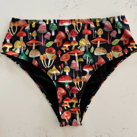 Mushrooms Bikini Bottom S-L see measurements NWOT - Picture 1 of 7